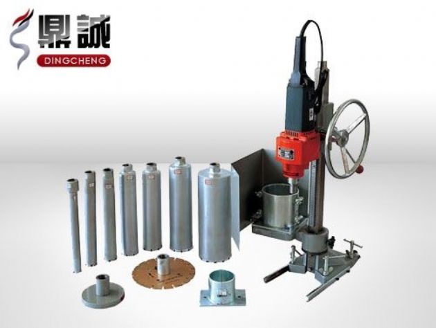 點擊查看詳細信息<br>標題：HZ-15型混凝土鉆孔取芯機 閱讀次數：4390