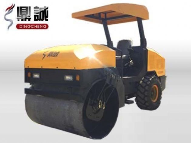 點擊查看詳細信息<br>標題：4噸單鋼輪振動壓路機 閱讀次數：13206