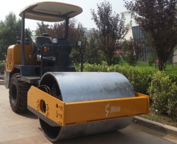 點擊查看詳細信息<br>標題：3.5噸單鋼輪座駕壓路機 閱讀次數：13363